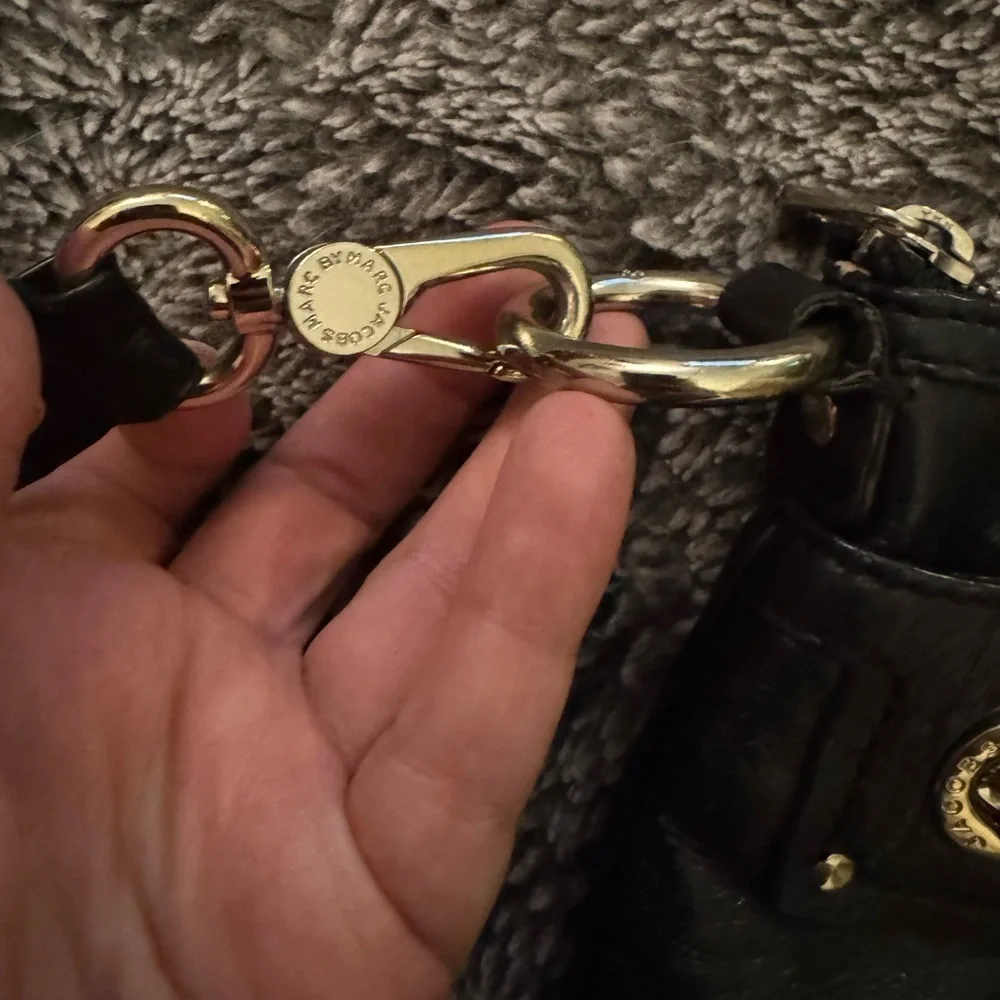 MARC JACOBS Vintage Turn Key Leather Crossbody Bag
